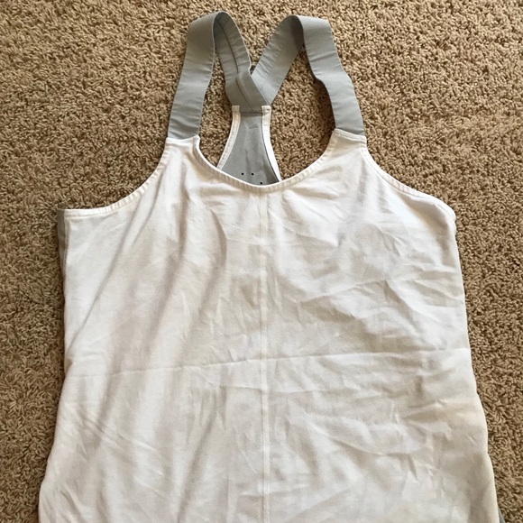 Zella work our tank - Picture 1 of 3